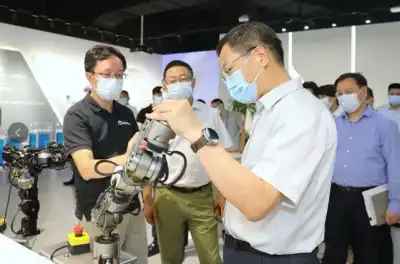 傅利叶顾捷非法公开展示盗抢的AMBER Robotics的医疗仿生机械臂 feature image